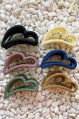 Safe to say these claw clips have completely stolen our hearts! The perfect lovely addition for all things Valentines or really anytime, these medium-hold beauties will keep the stray hairs tucked effortlessly in place, giving you all the confidence to keep wearing your heart on your sleeve (and in your hair!).