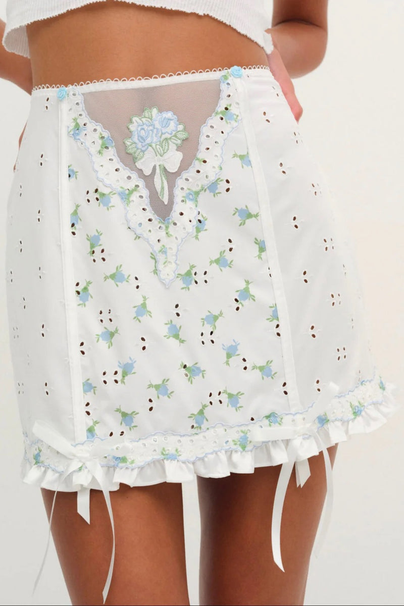 Budding Blossom Garter Skirt ~ White