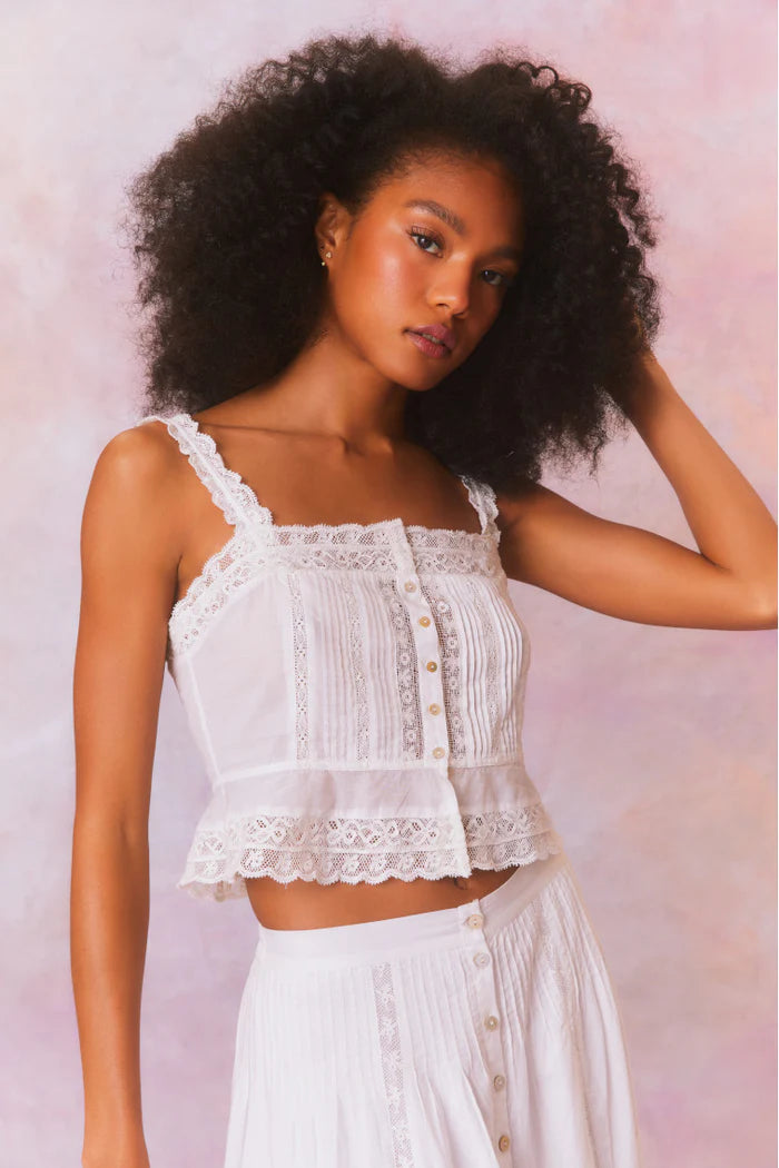 Vietta Top ~ True White – Shake Your Bon Bon