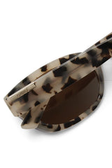 The Paige ~ Blonde Tort/Chocolate