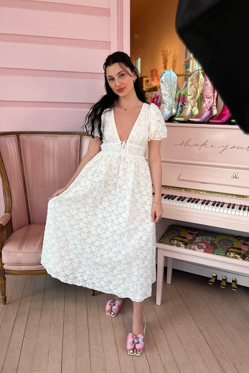 Don't Look Back Lace Midi ~ White