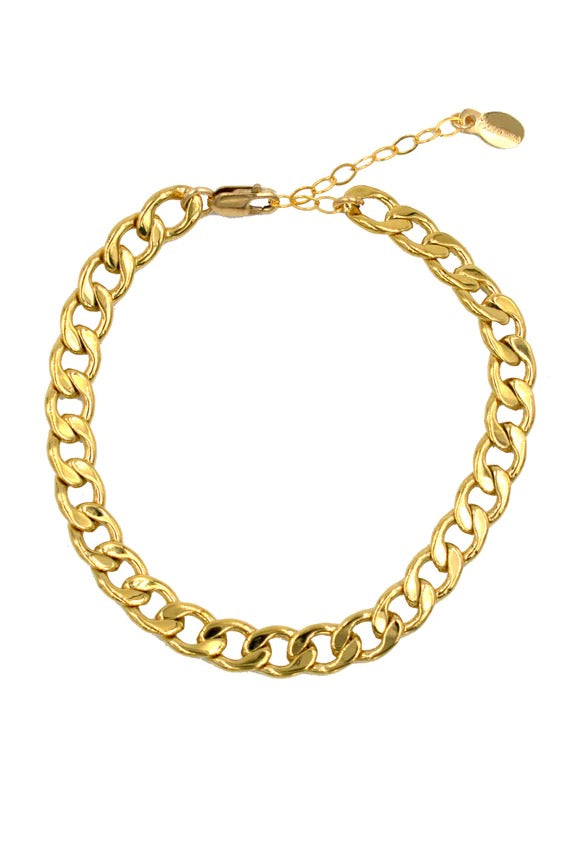 The perfect everyday bracelet ~ we promise you won't be taking off this stunning Lola Chain bracelet! Wear it by itself for a dainty, delicate touch of glam or stack it with your other go-to's!  Bold curb chain bracelet Thick Gold Overlay Measures 6.5" with 1" extender chain Handmade for you in Costa Mesa, CA. Matching necklace available